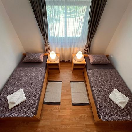 Apartment Gabriela Раковица Экстерьер фото